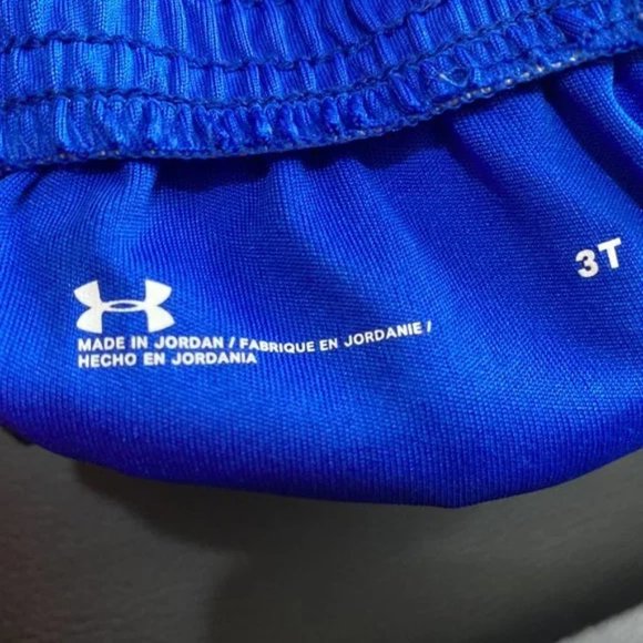 Under Armour ❤️ Kid's Blue Elastic Short Size 3T (PRE-LOVED) - Picture 4 of 4